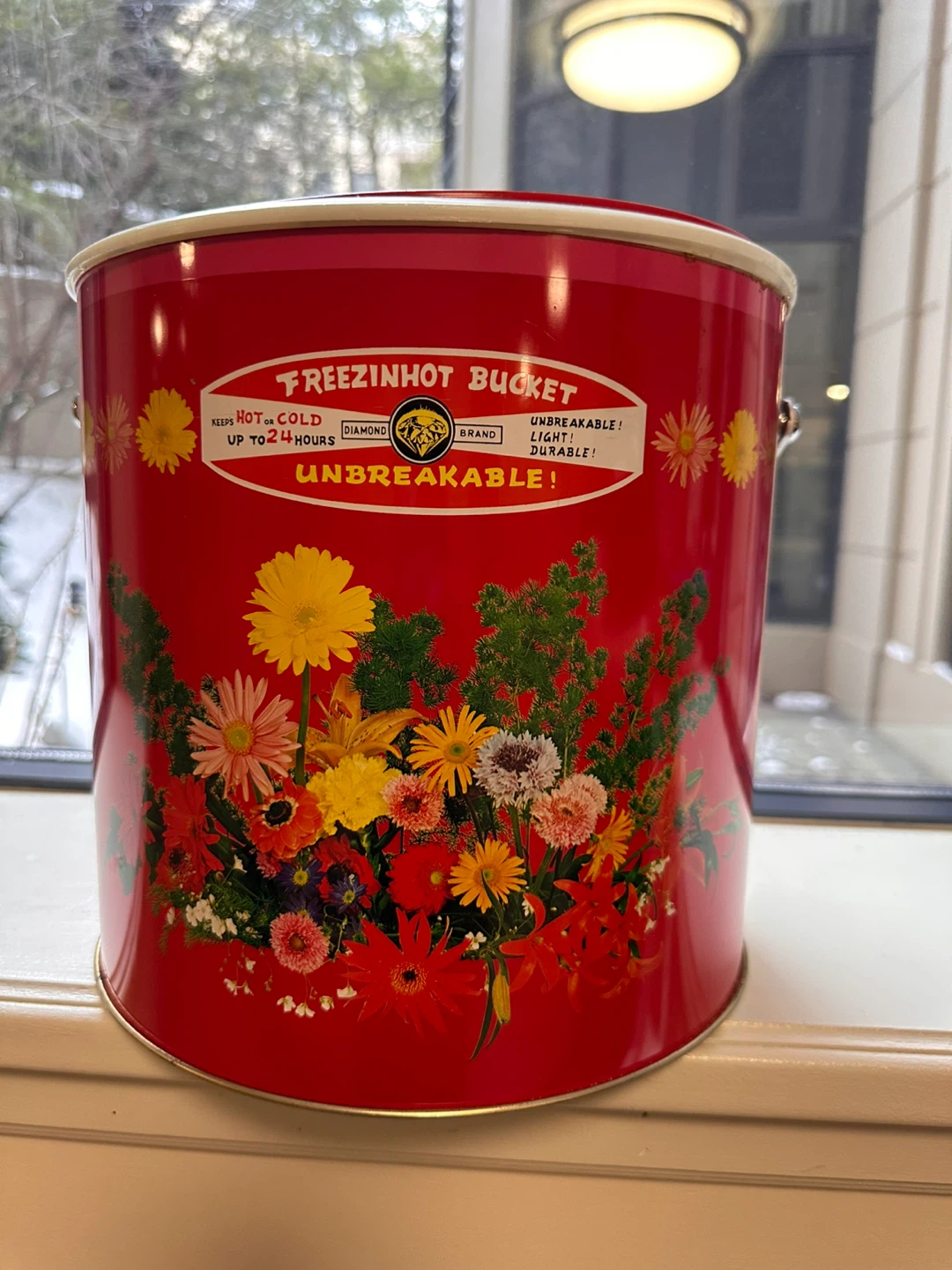 Freezinhot Bucket Insulated Thermos - Red Floral