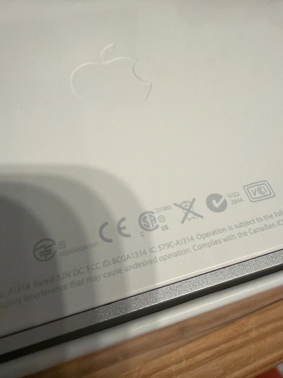 Apple Magic Keyboard A1314 battery charge - photo 4