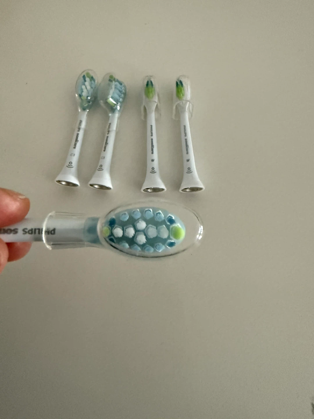 NEW Philips Sonicare Toothbrush Heads - 3x C3 + 2x W - photo 3