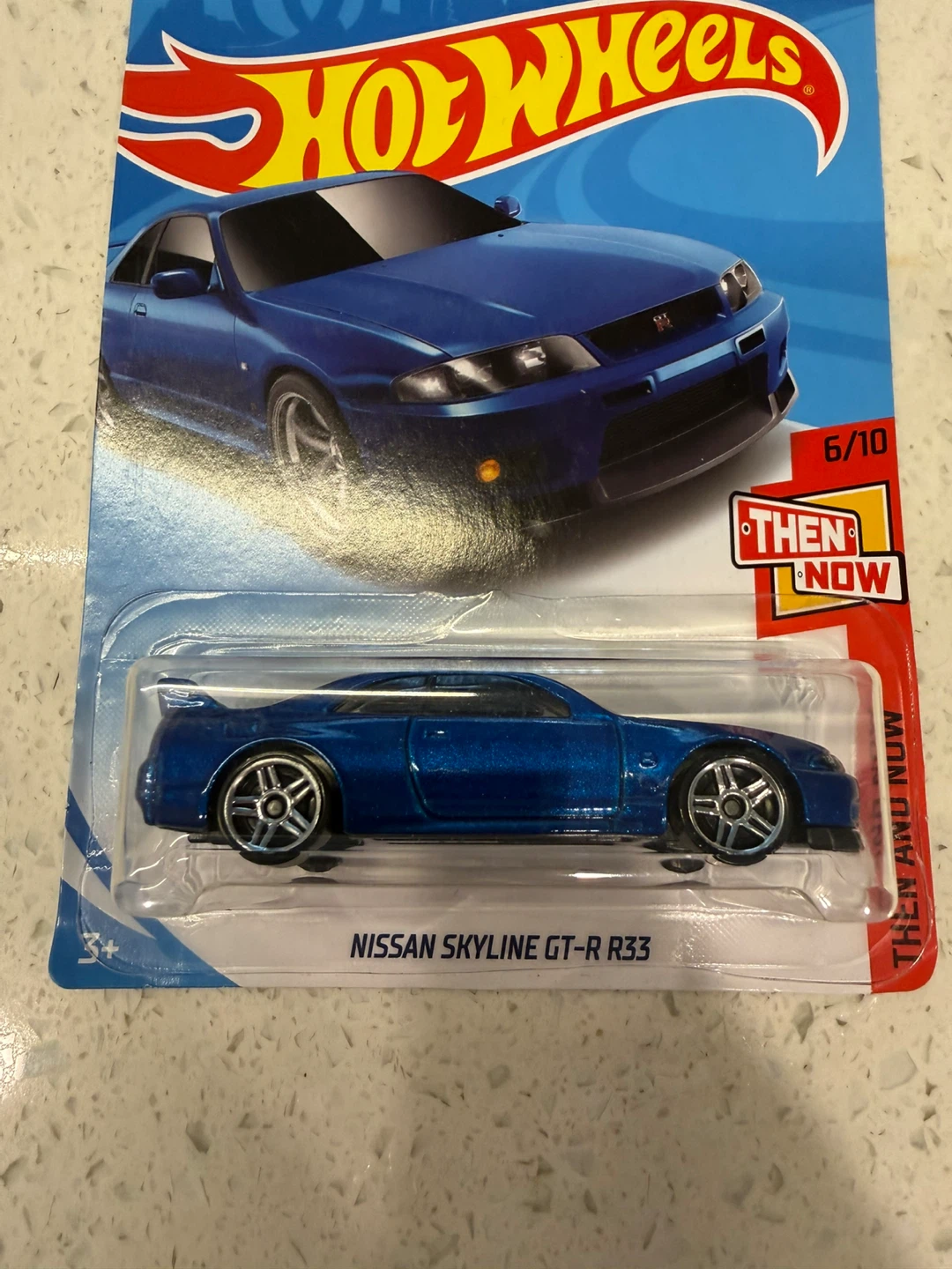 Hot Wheels Nissan Skyline GT-R R33 - photo 2