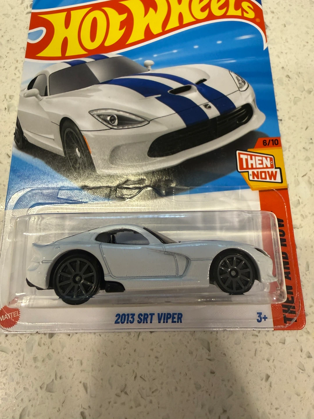 Hot Wheels 2013 SRT Viper - photo 2