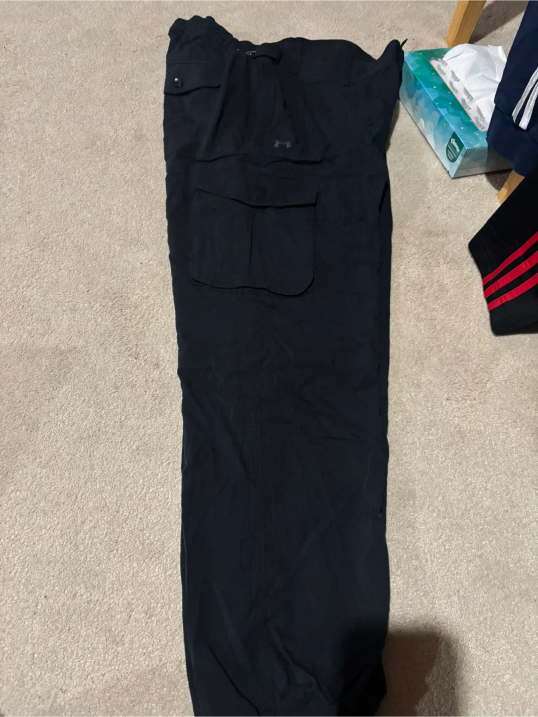 Under Armour Black Cargo Pants Size Medium - photo 3