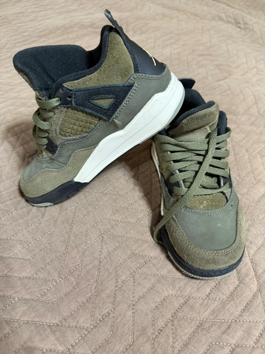 Shoes size 10 boy