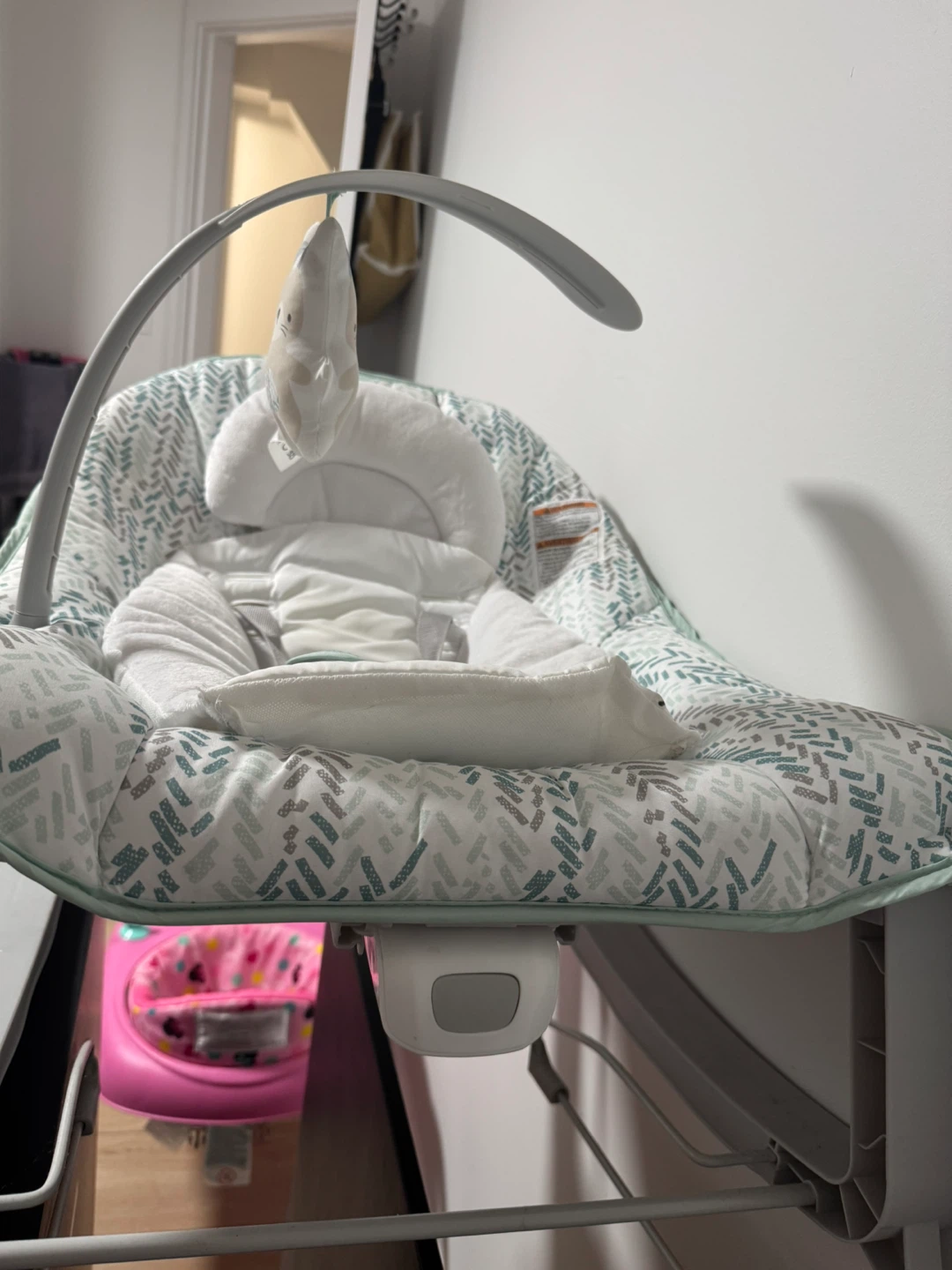 Fisher-Price Infant-to-Toddler Rocker - photo 3