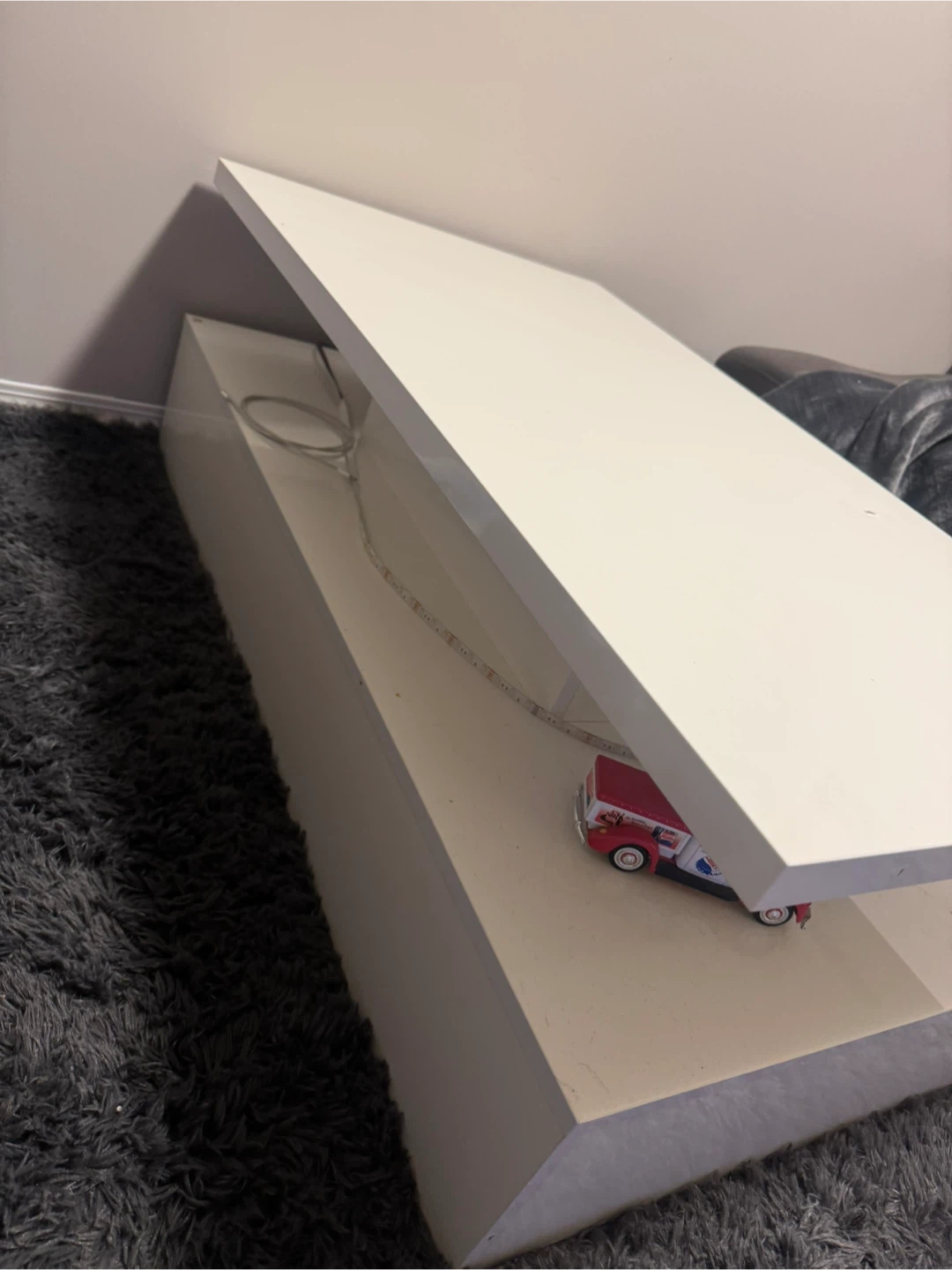 LED “Floating” coffee table - photo 2