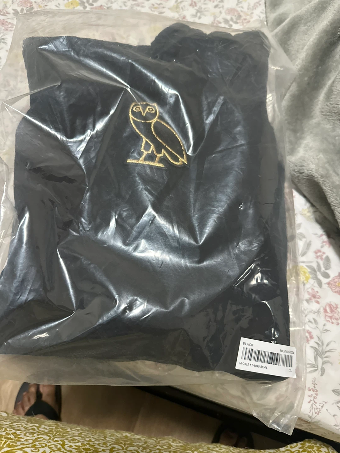 OVO  Black Pullover Hoodie Size 2XL