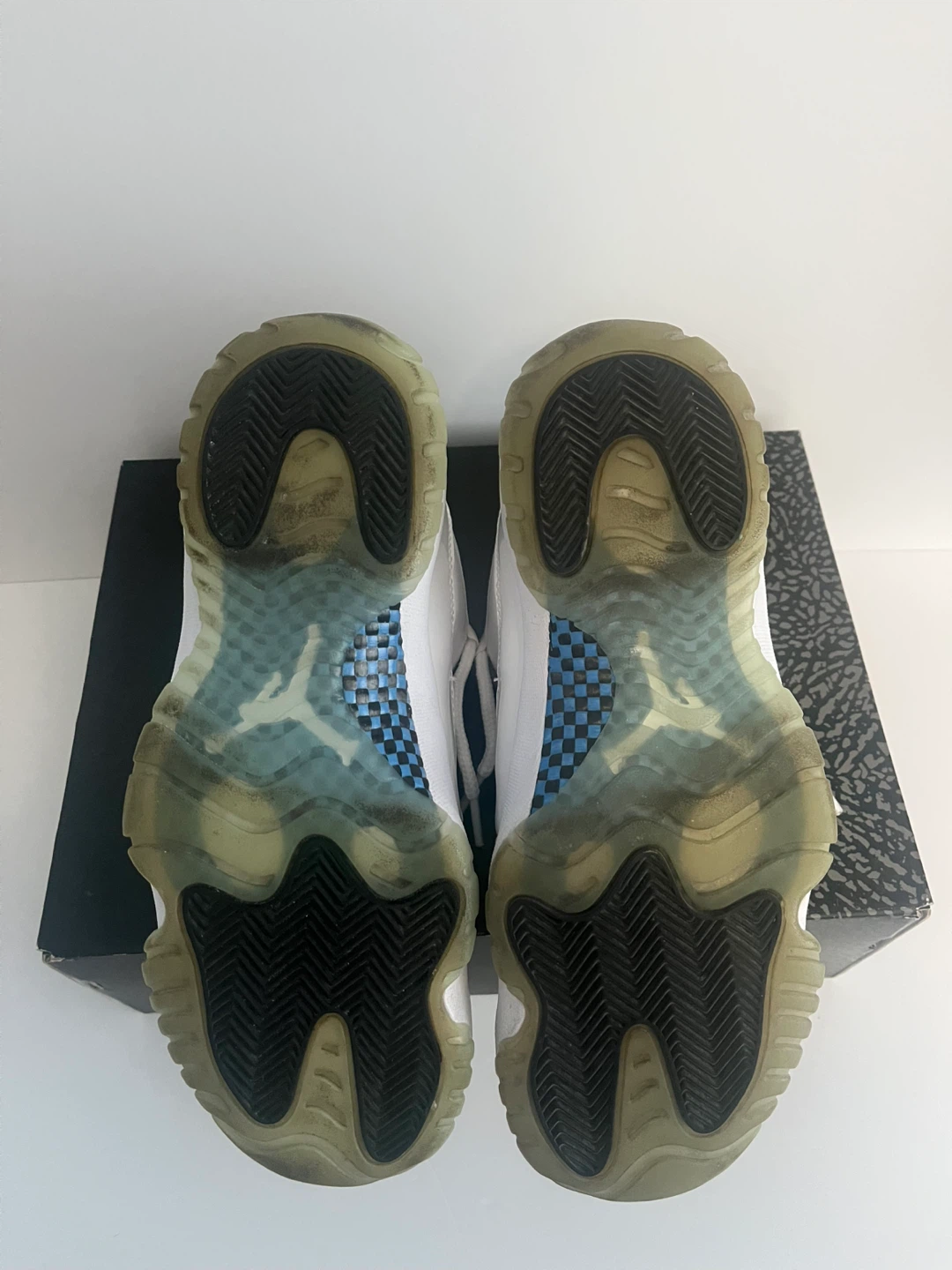 Jordan 11 low legend blue (open to offers) - photo 3