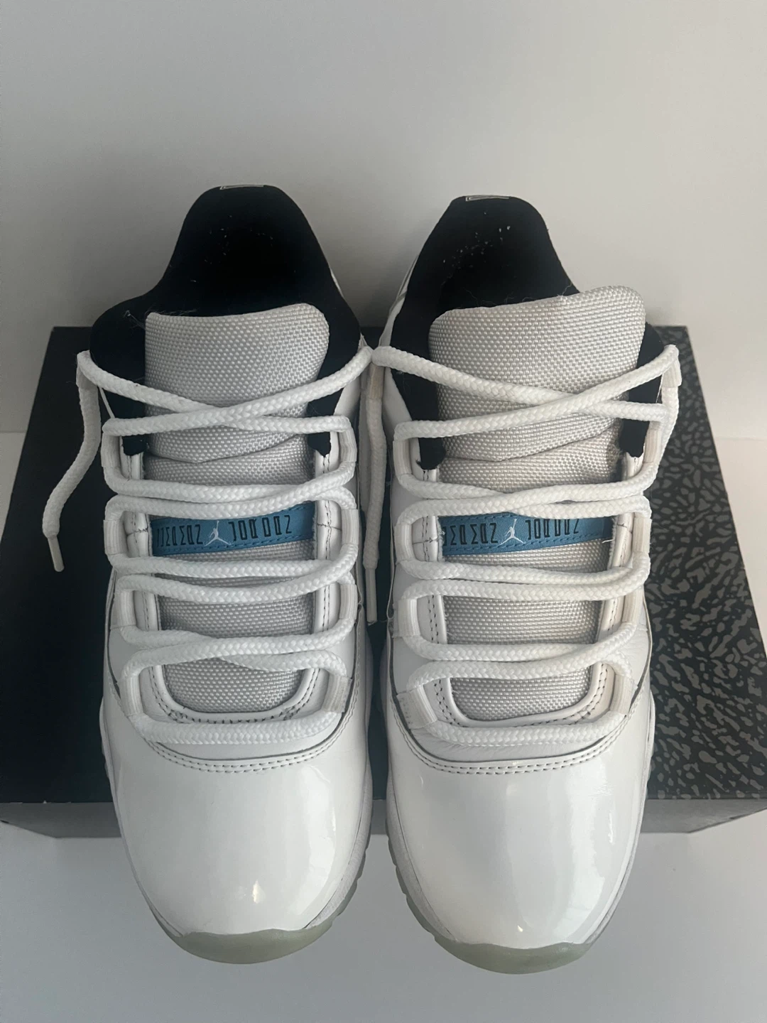 Jordan 11 low legend blue (open to offers) - photo 4
