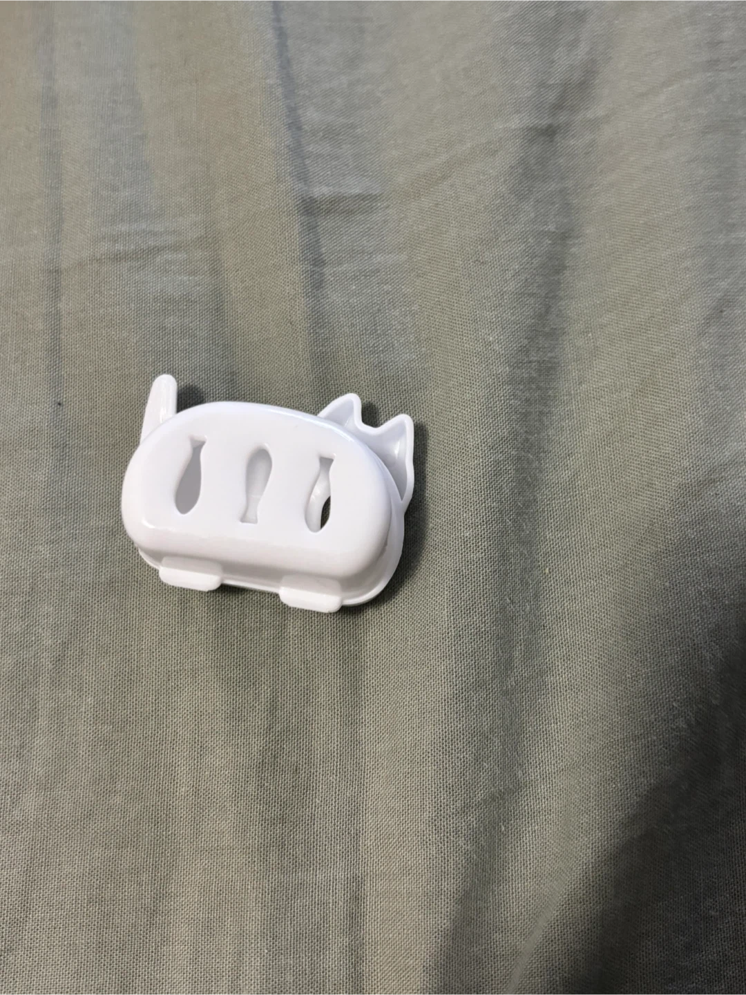 Brush Head Cover _ White Cat-Shaped