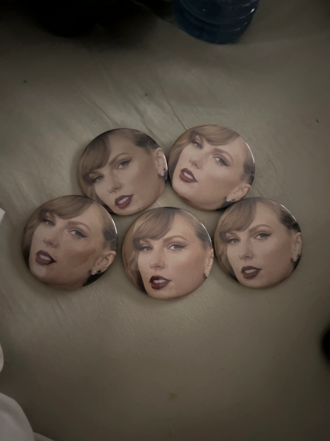 Taylor Swift pin