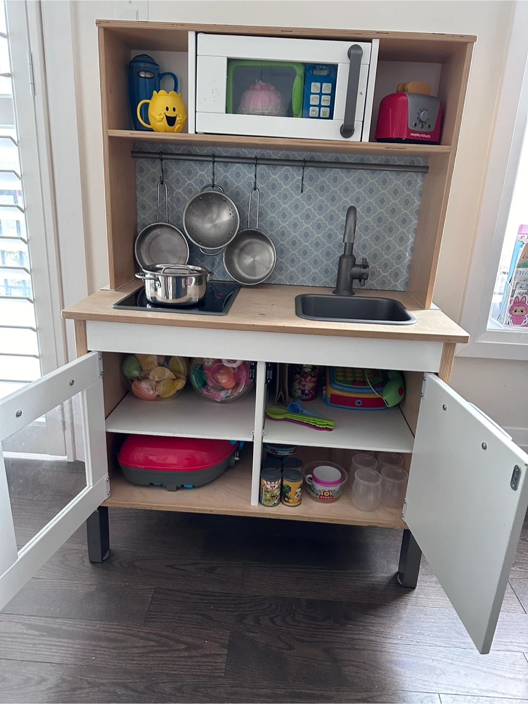 IKEA DUKTIG Kids Play Kitchen with Accessories