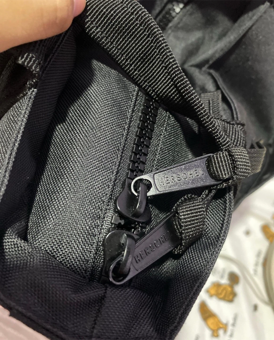 Herschel Black Insulated Tote Bag - photo 3