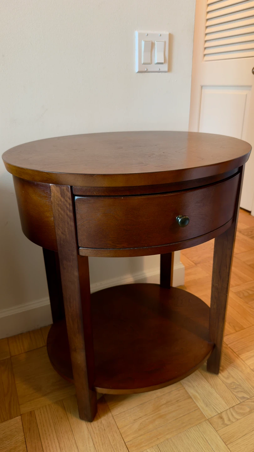 Set of 2 Round Wood Side Tables