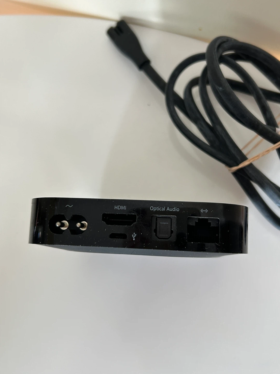 Apple TV 2nd Gen - photo 2