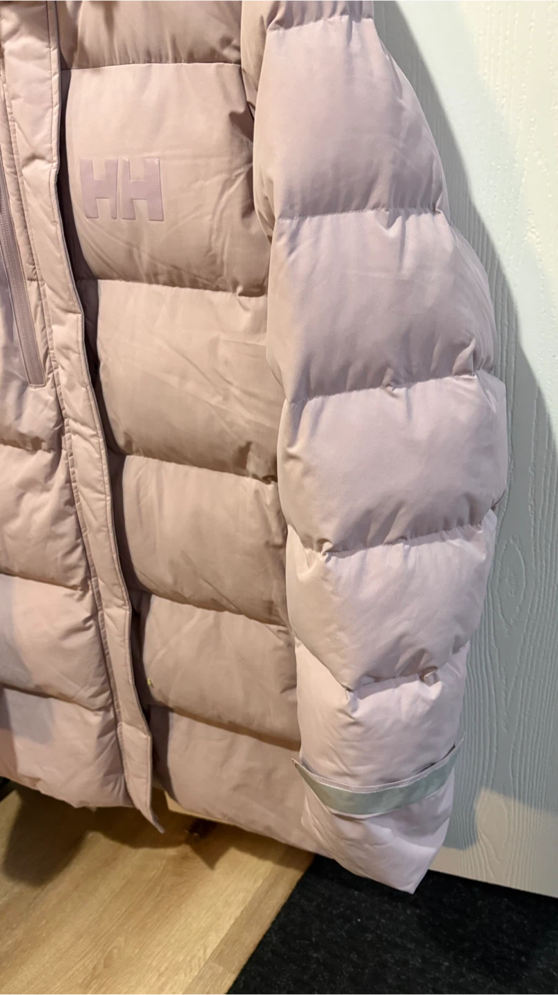 BRAND NEW!!! Helly Hanson Parka - photo 2