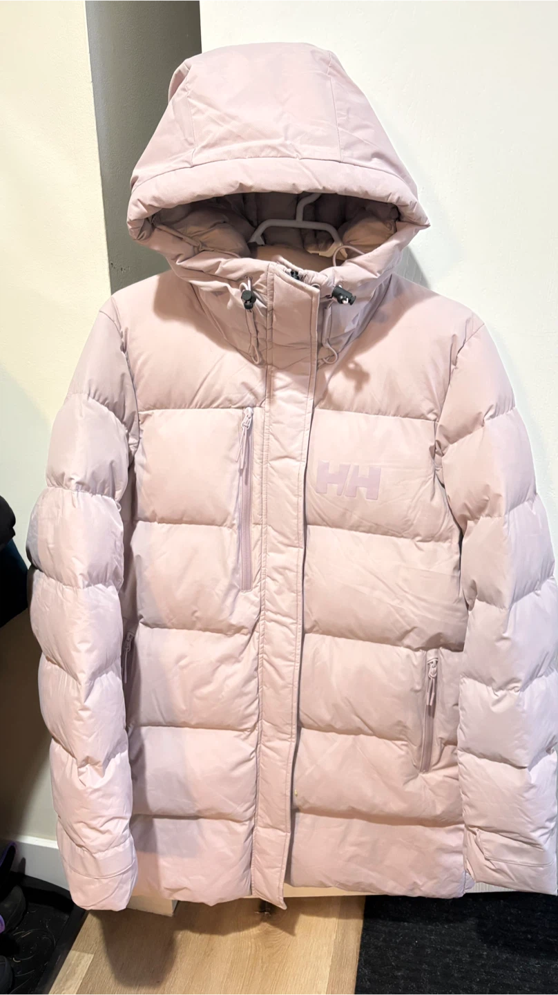 BRAND NEW!!! Helly Hanson Parka