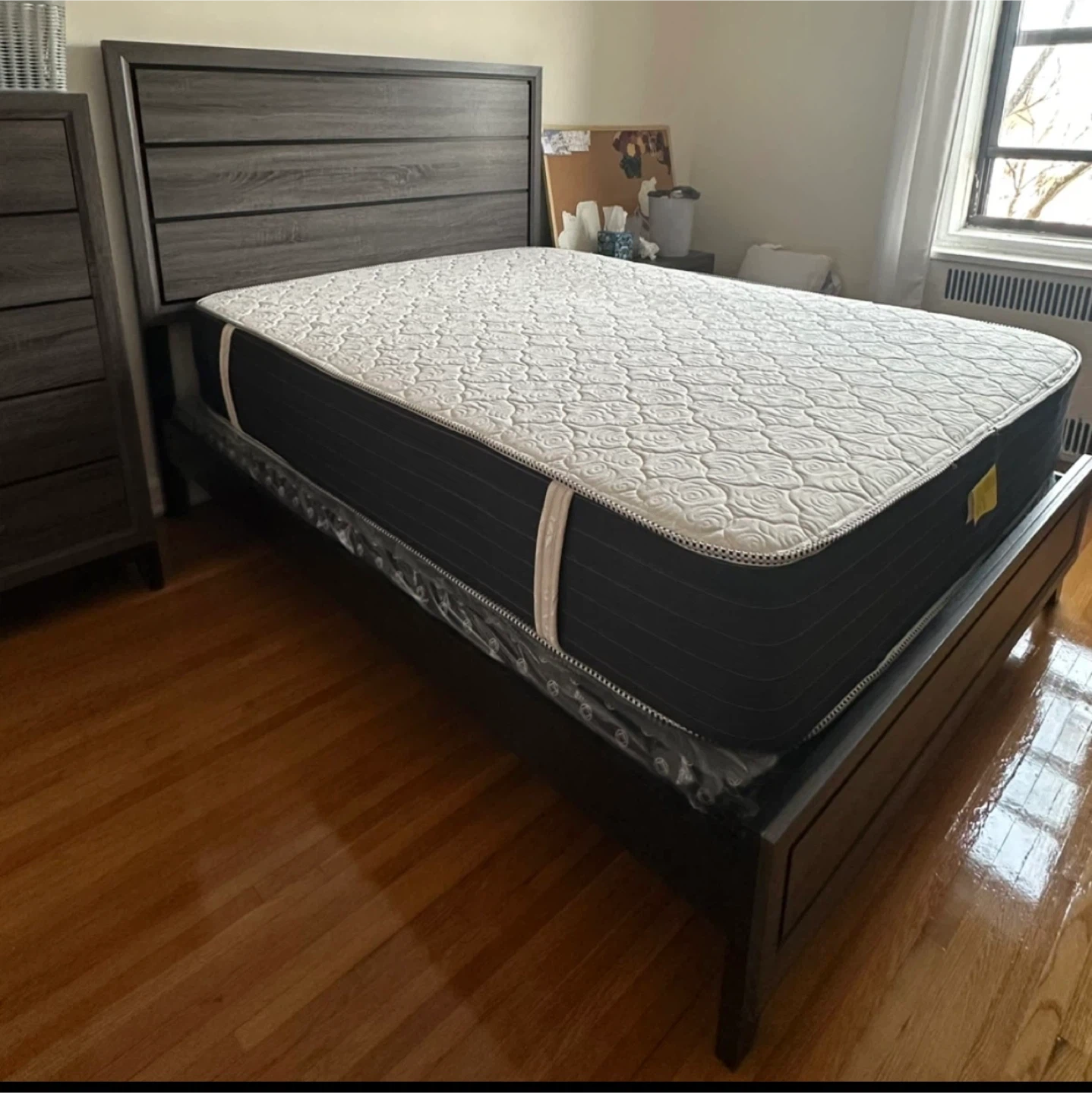 Queen Size Mattress plus Bed Frame plus springs! - photo 2