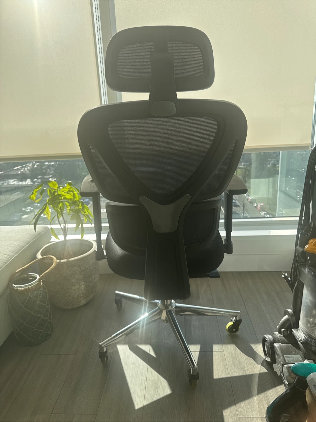 Ergonomic Mesh Office Chair with Headrest - photo 3