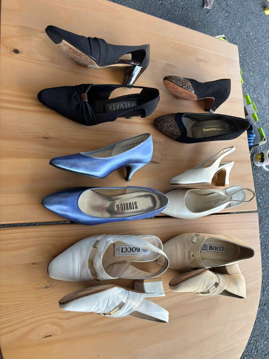 Shoes for women from Italy, 10 dollars each