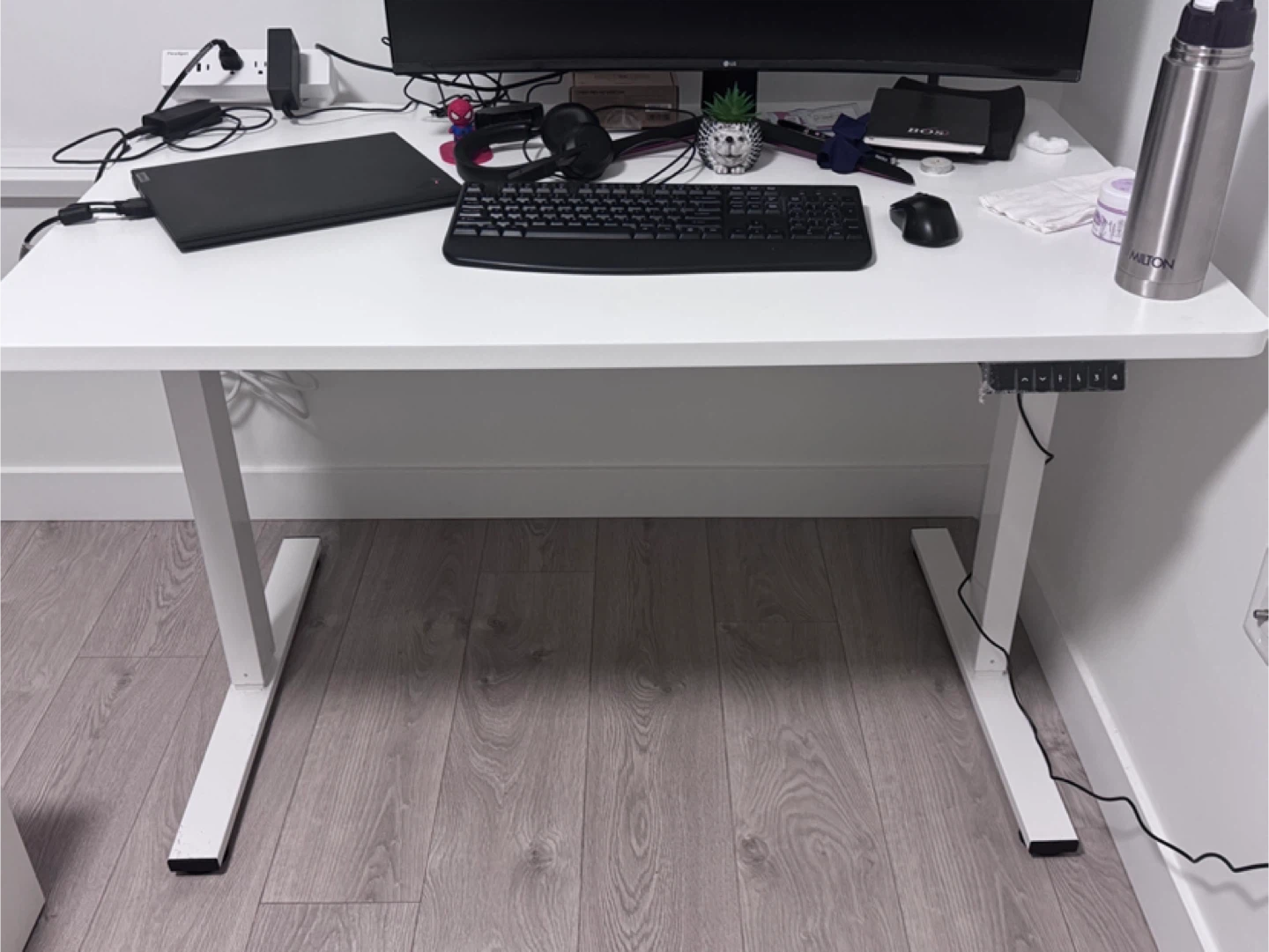 White Adjustable Standing Desk