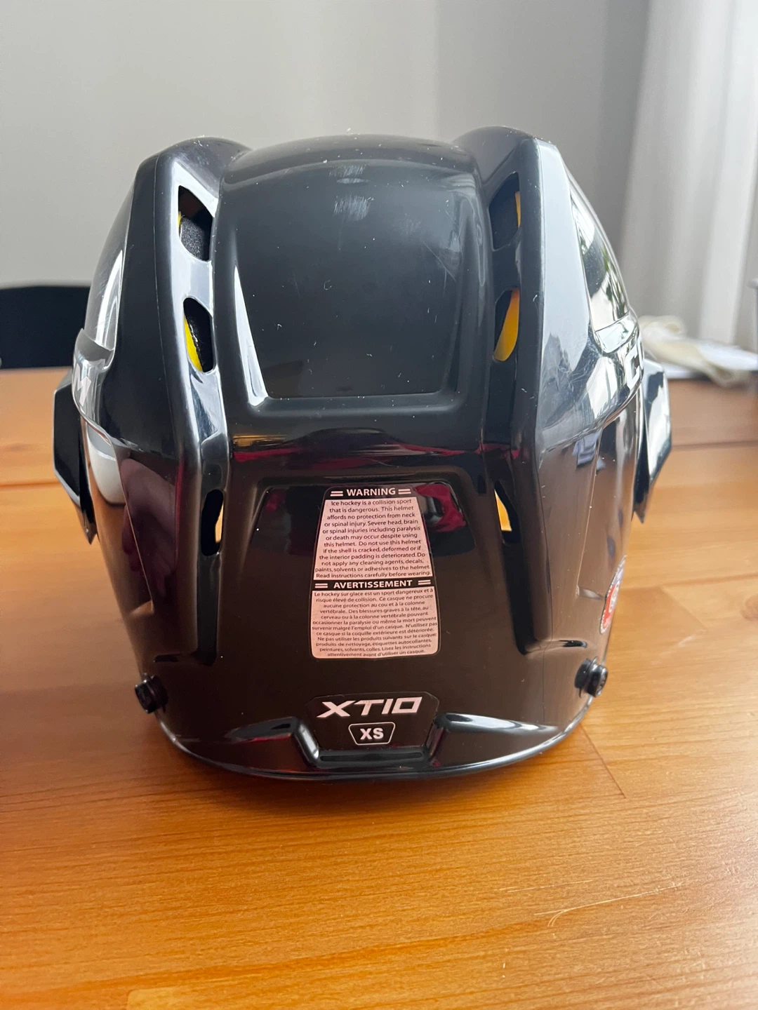 CCM XT10 Hockey Helmet - photo 2