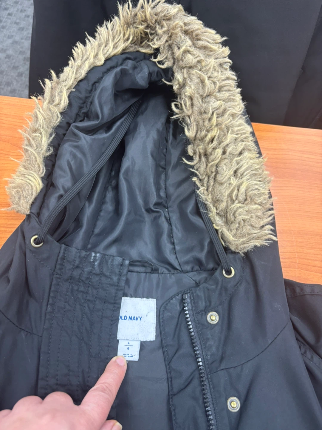 Old Navy Black Winter Parka with Faux Fur Hood - photo 3