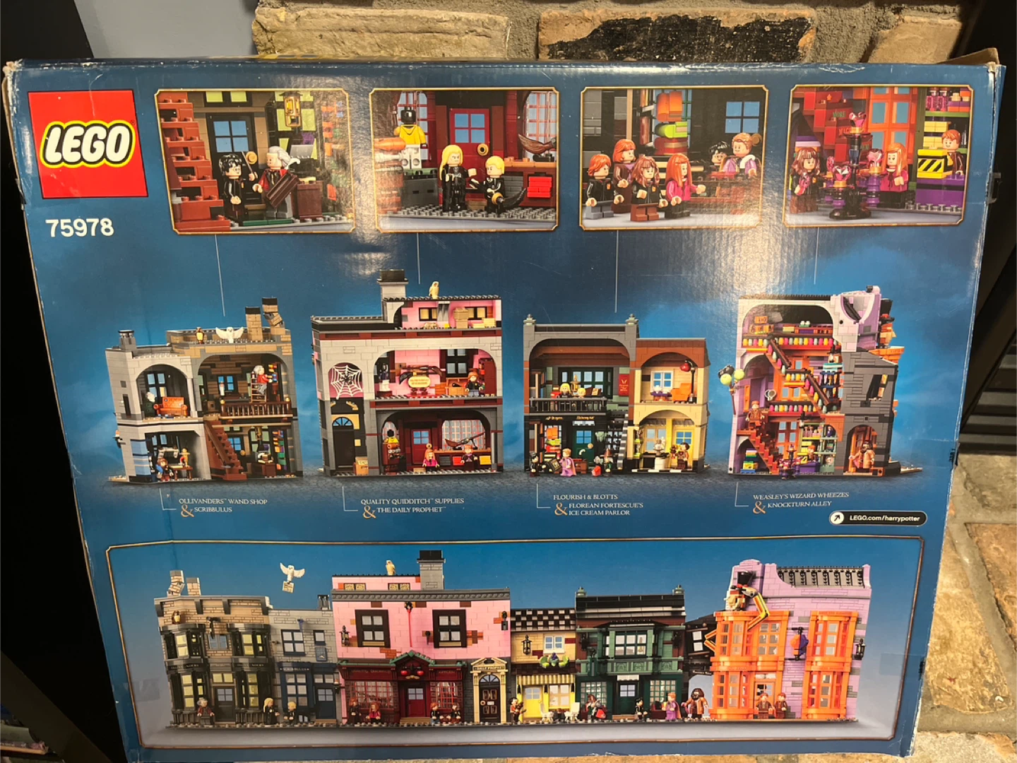 LEGO Harry Potter 75978 Diagon Alley Set - photo 3