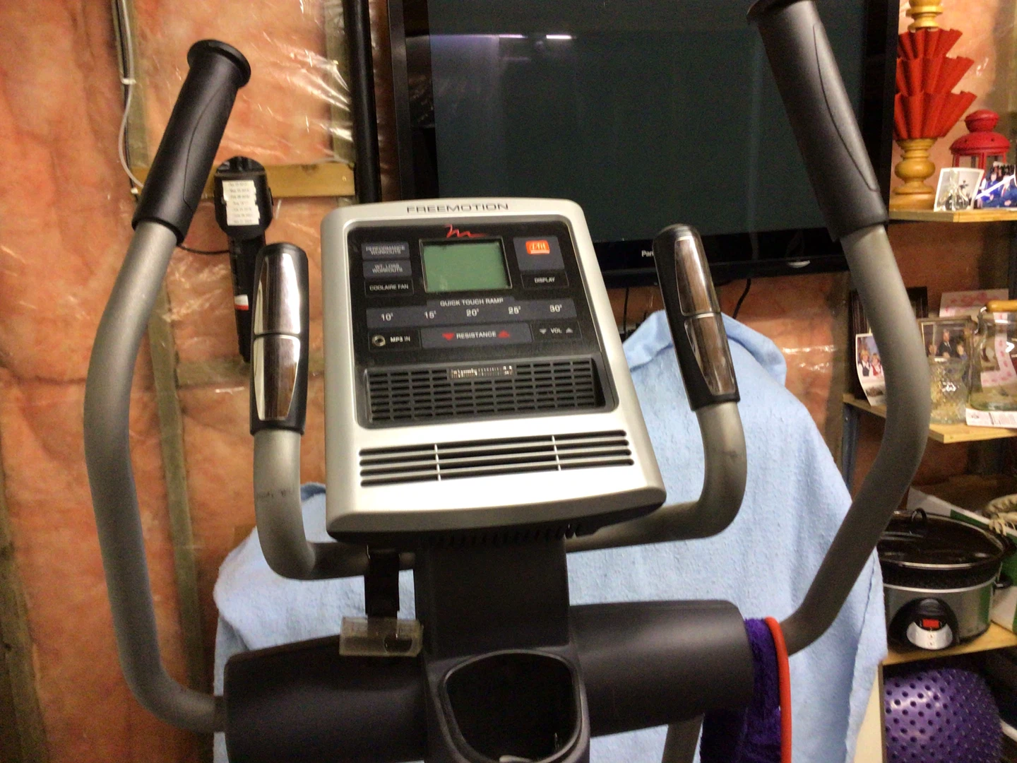 Freemotion XTe Rear Drive Elliptical - photo 2