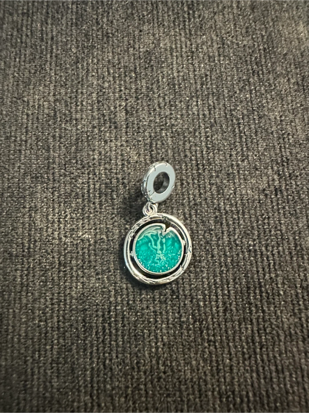 Stranger things - The upside down charm (Not Pandora) - photo 4