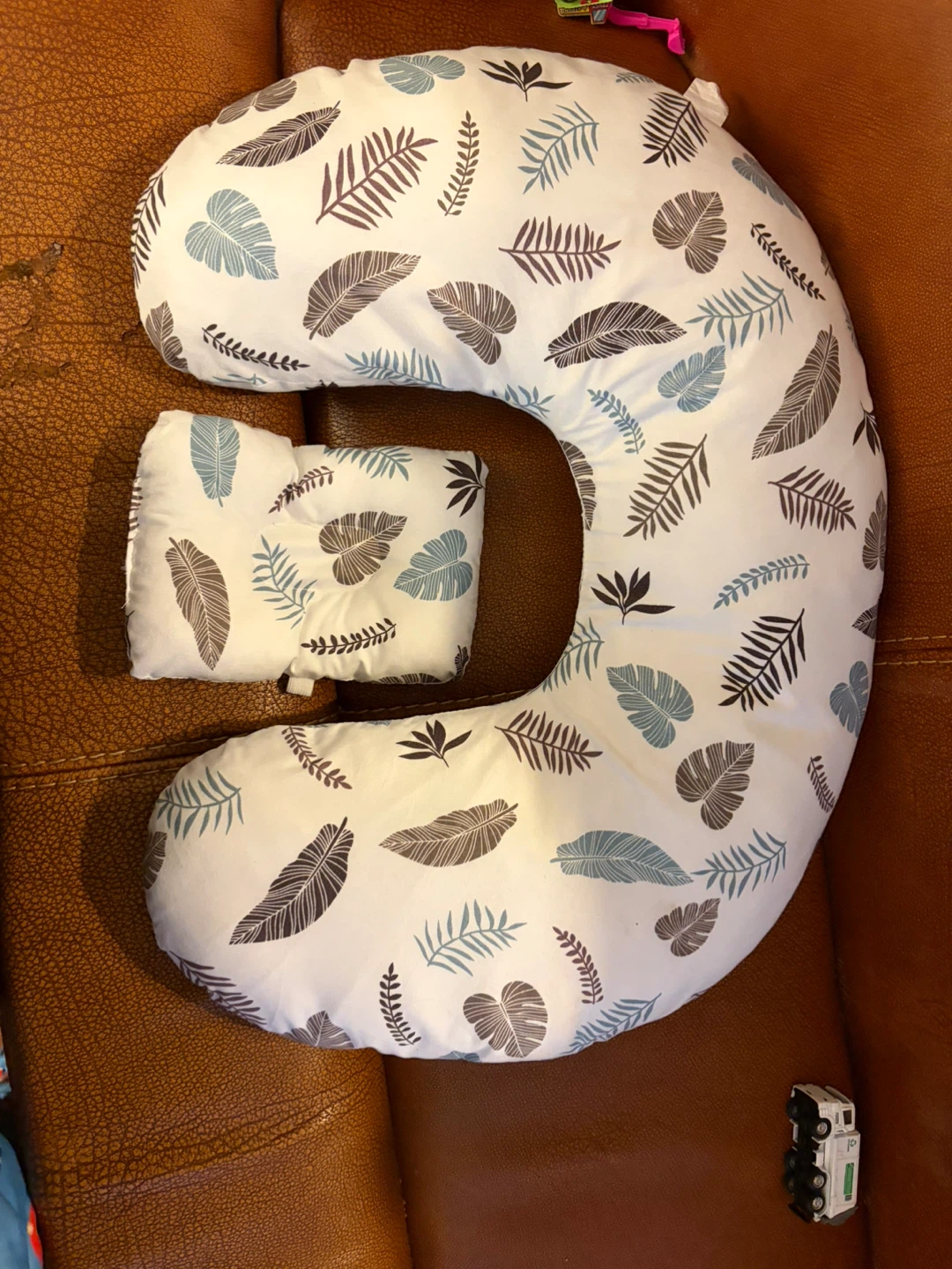 Nursing Pillow with Small Pillow
