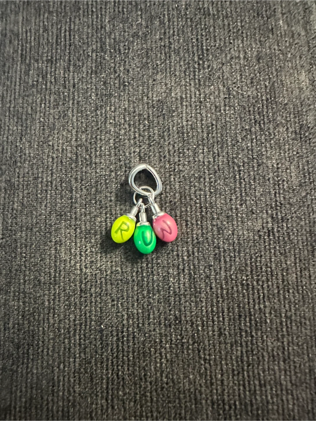 Stranger things - Light Bulbs “RUN” Charm (Not Pandora) - photo 2