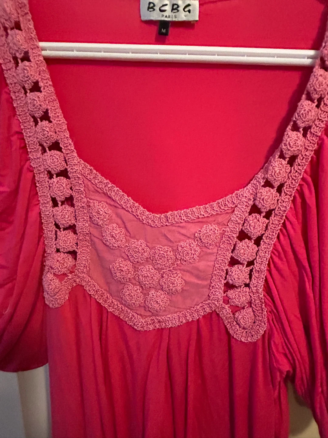 BCBG Paris Pink top - Size M - photo 4