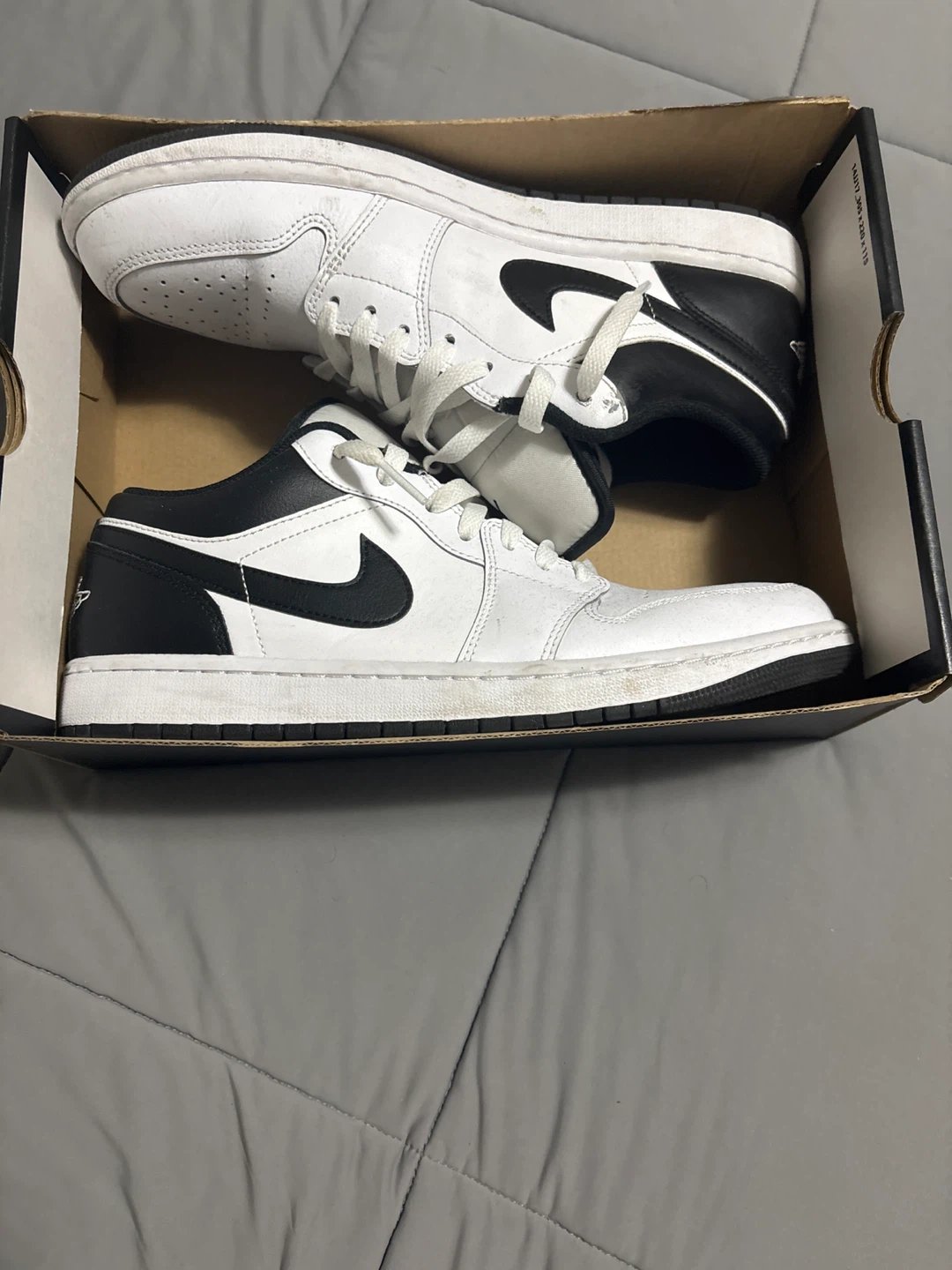 Air Jordan 1 Low White/Black Size 10.5 - photo 2