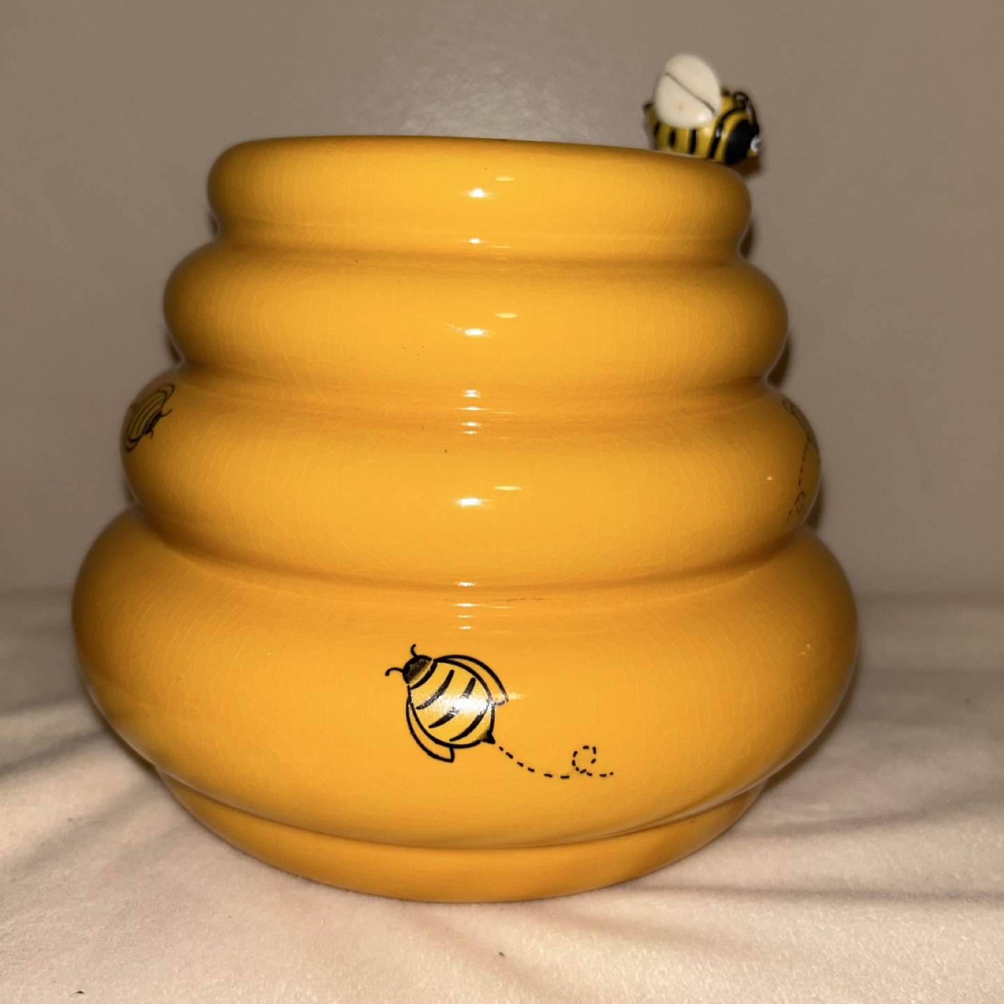 Honey Dipper Beehive Ceramic Jar with Wooden Dipper - photo 2