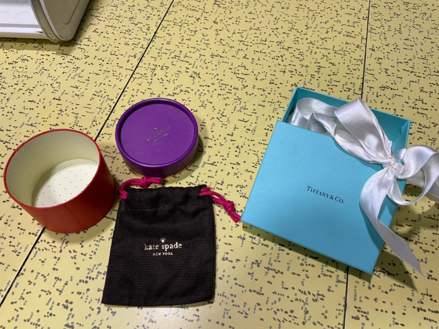 Kate Spade New York Jewellery Pouch and Tiffany’s Gift Box