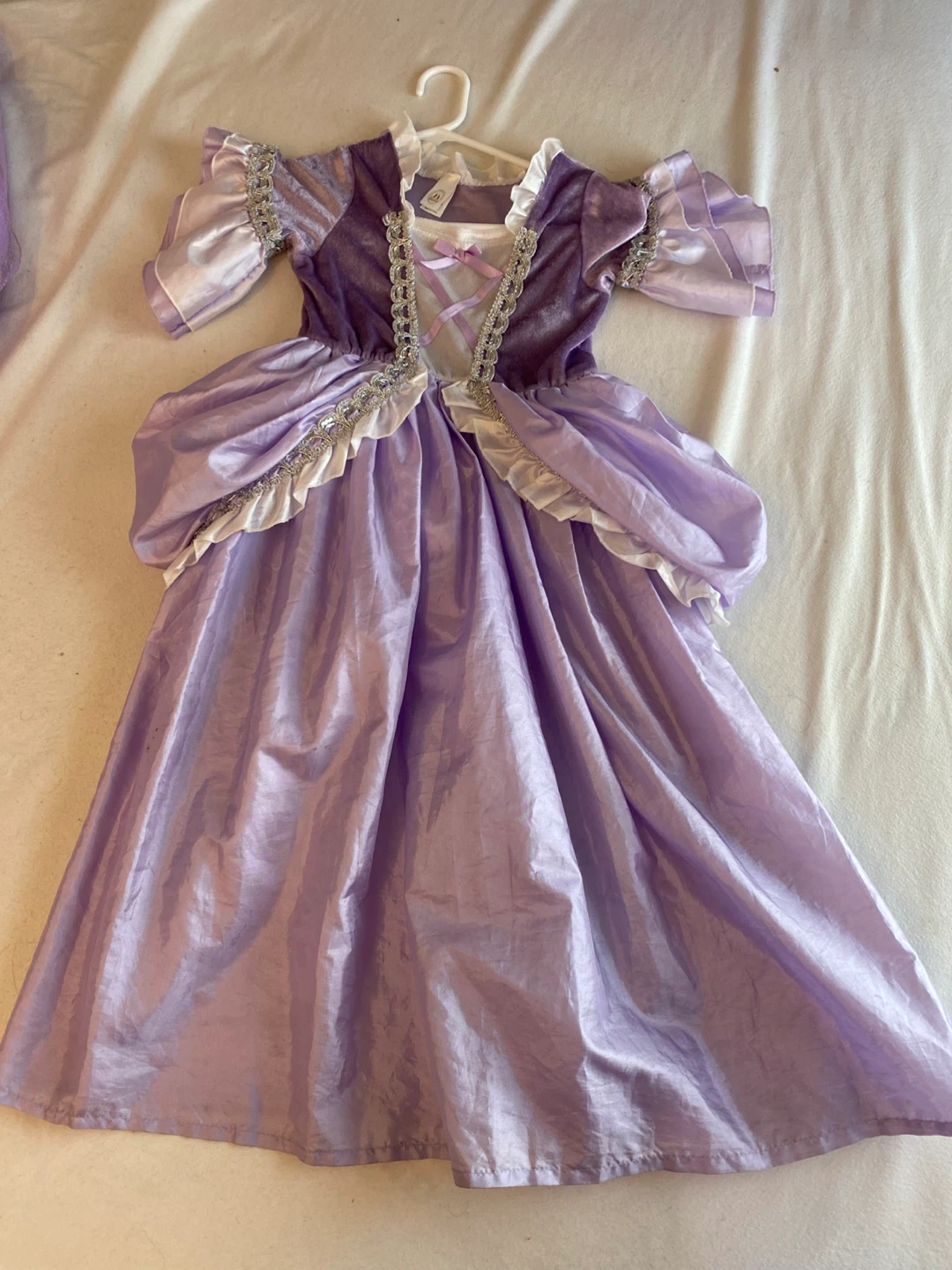 3 Princess Dress Up Girls size 5-7 - photo 4