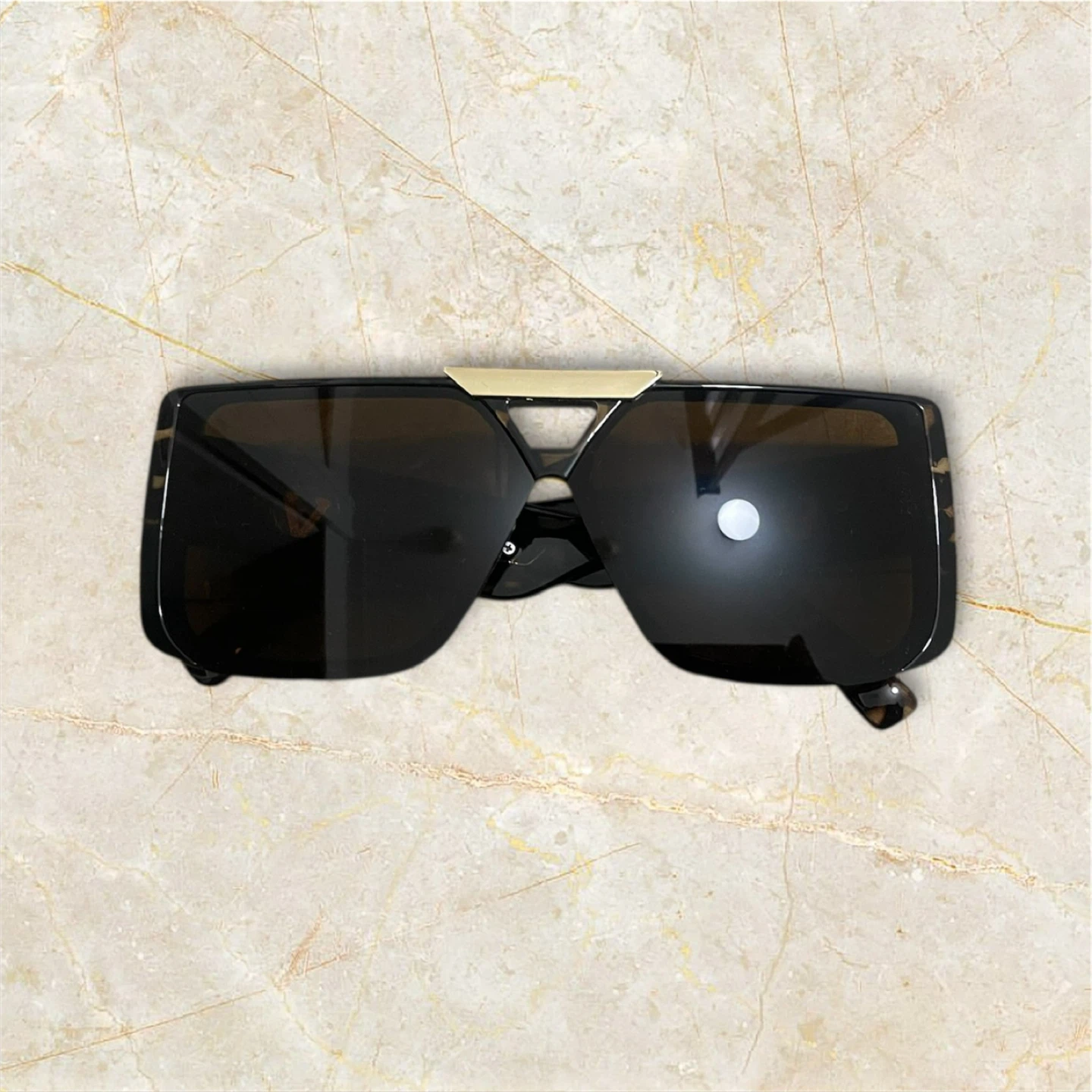 Designer Style Sunglasses - photo 3