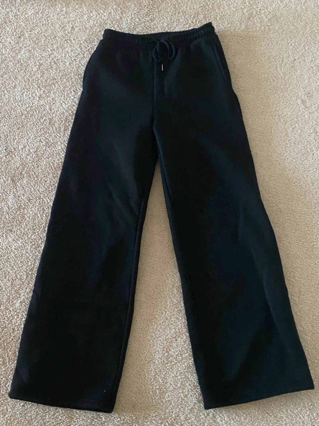 Black and grey Sweatpants
