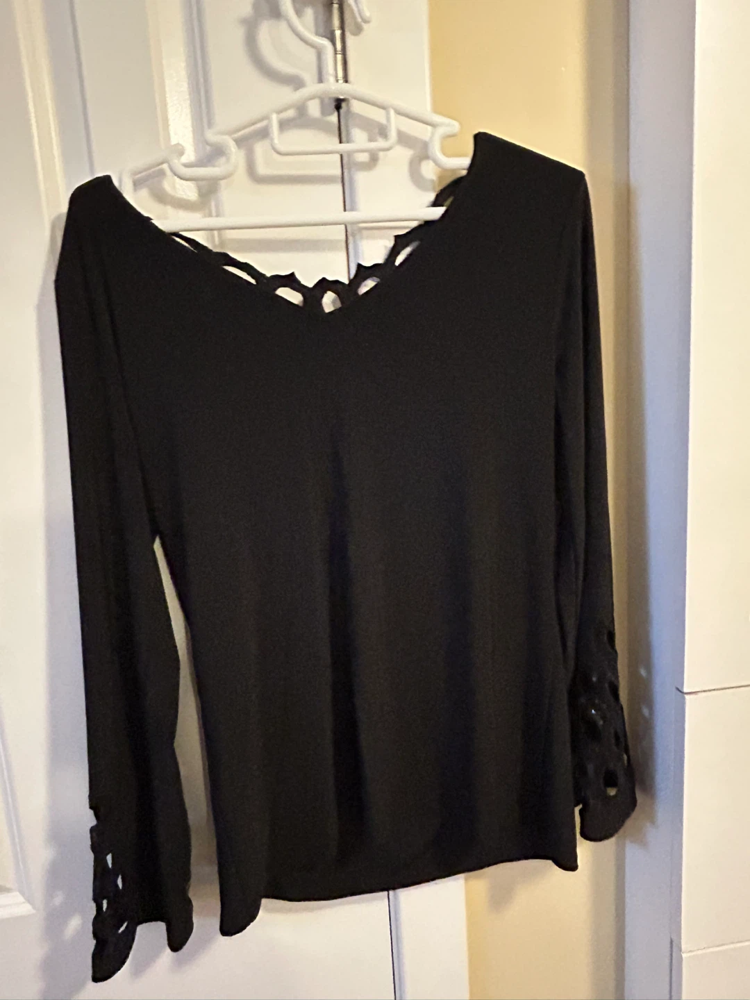 Black Sequined Cutout Top - Josph Ribkoff Size 12 - photo 5