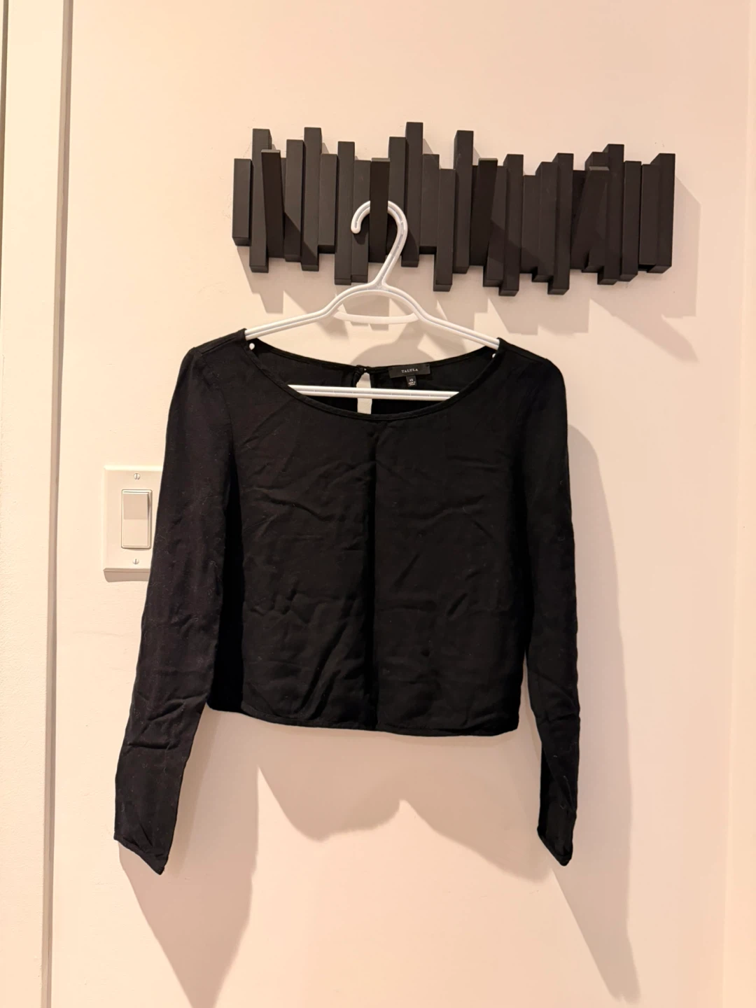 Aritzia Talula Black Long Sleeve Top - Size XS