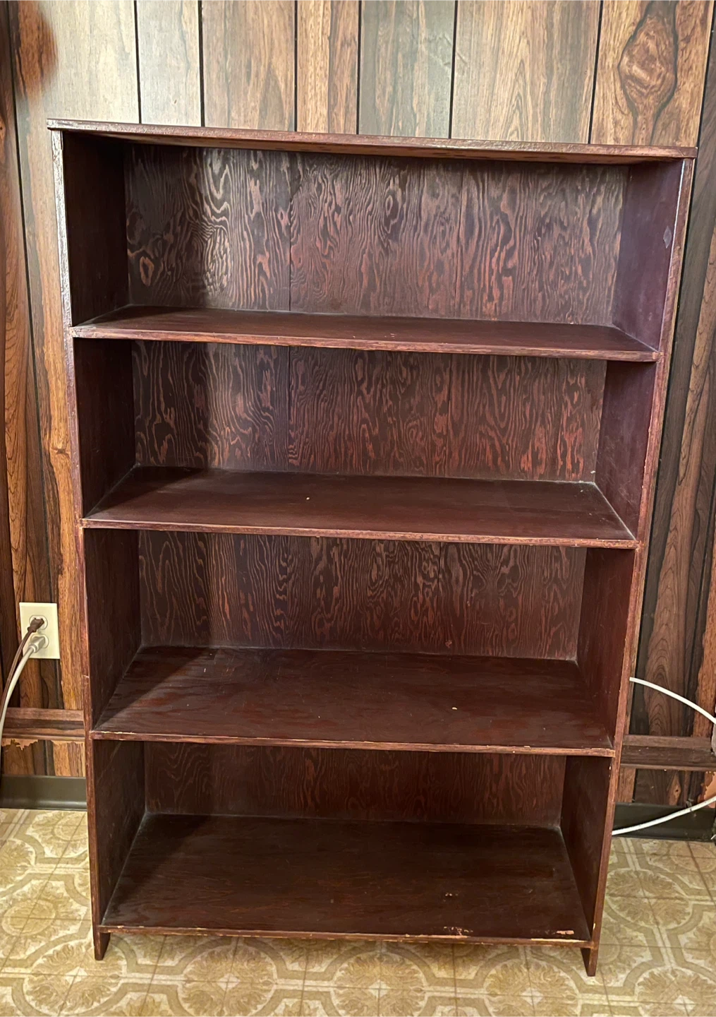 Free Bookshelf, in Great Shape!