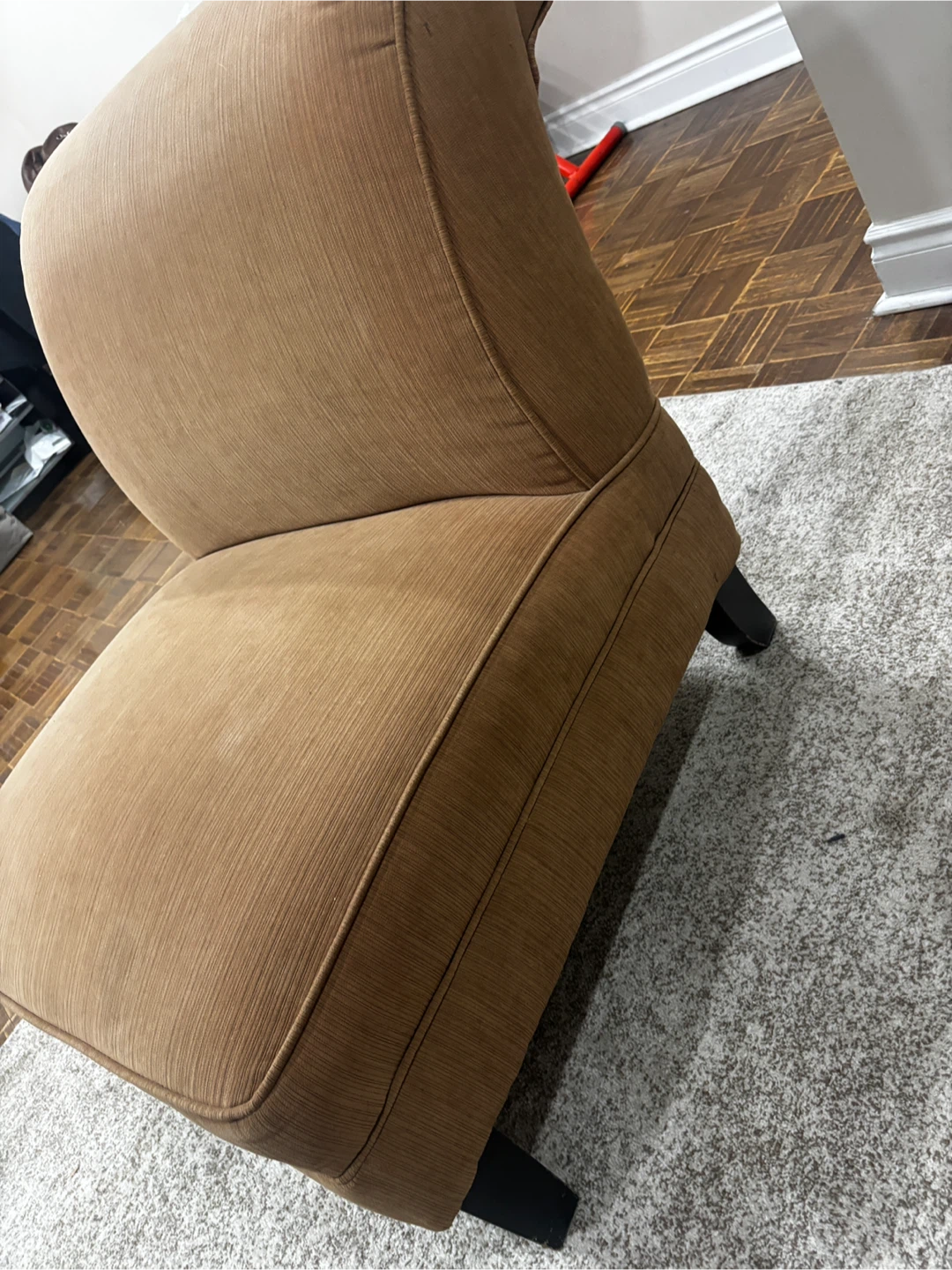 Brown fabric accent chair - photo 2