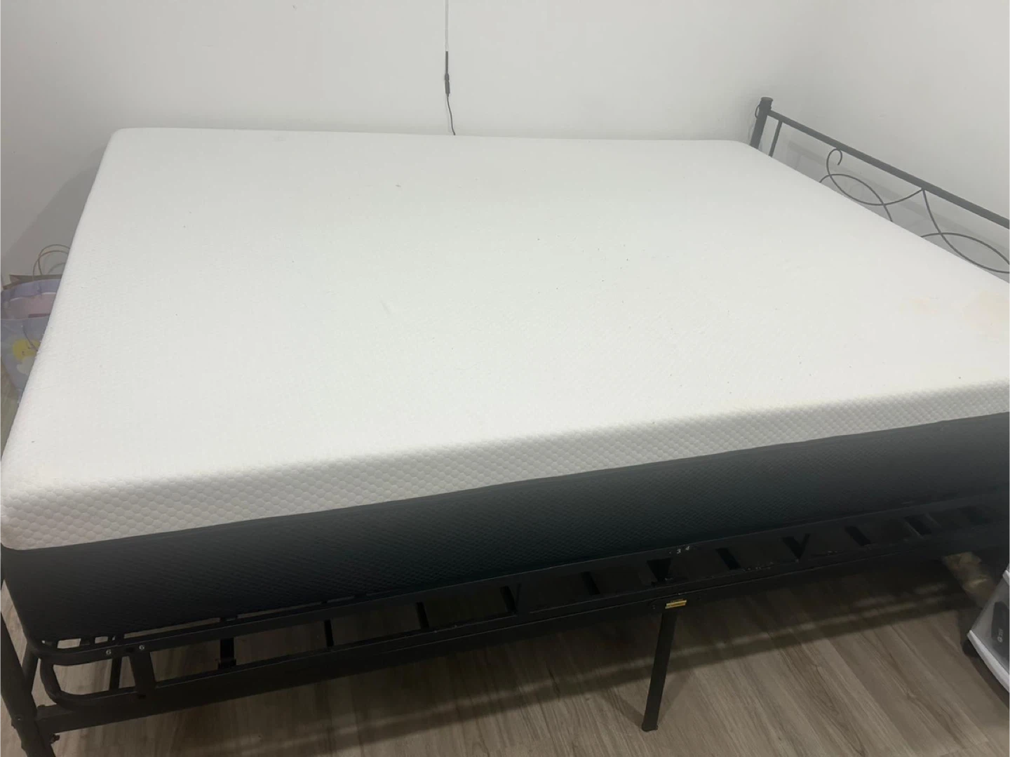 Queen Size Foam Mattress - photo 2