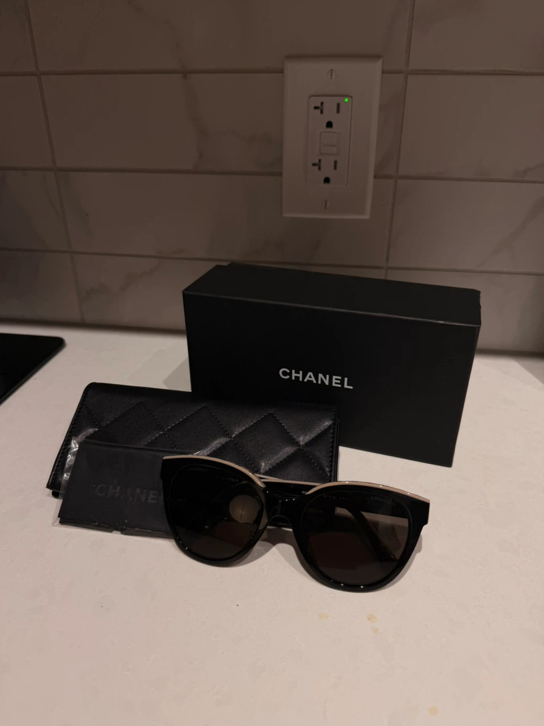 Brand new Chanel Acetate Woman Sunglasses OCH5414A