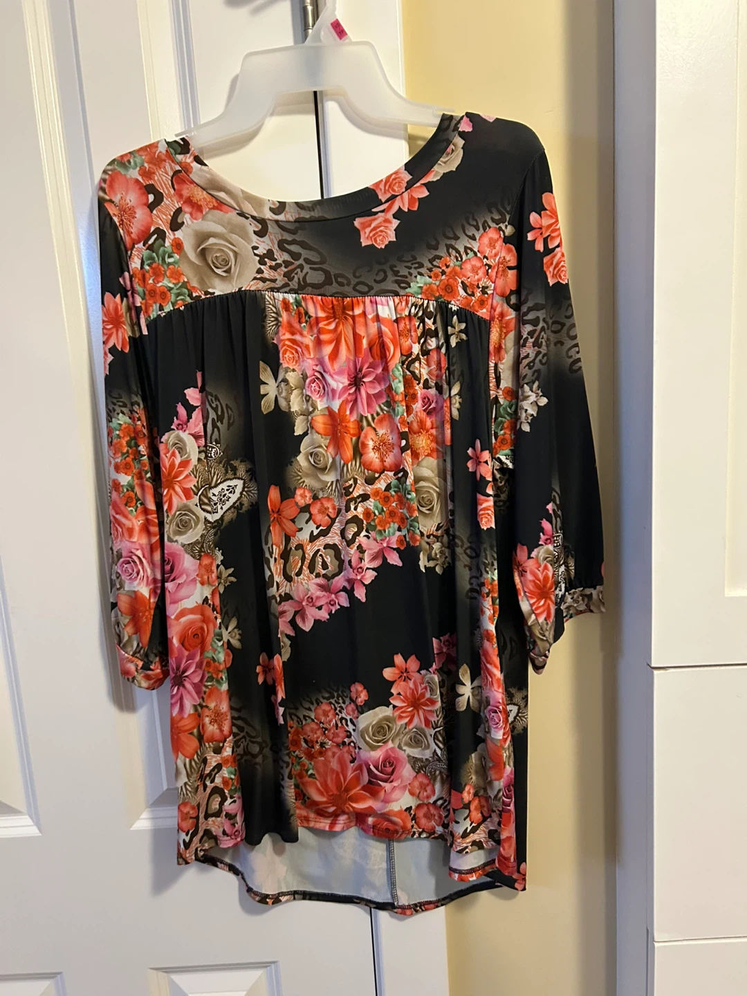Floral Print Top with Leopard Accents - photo 2