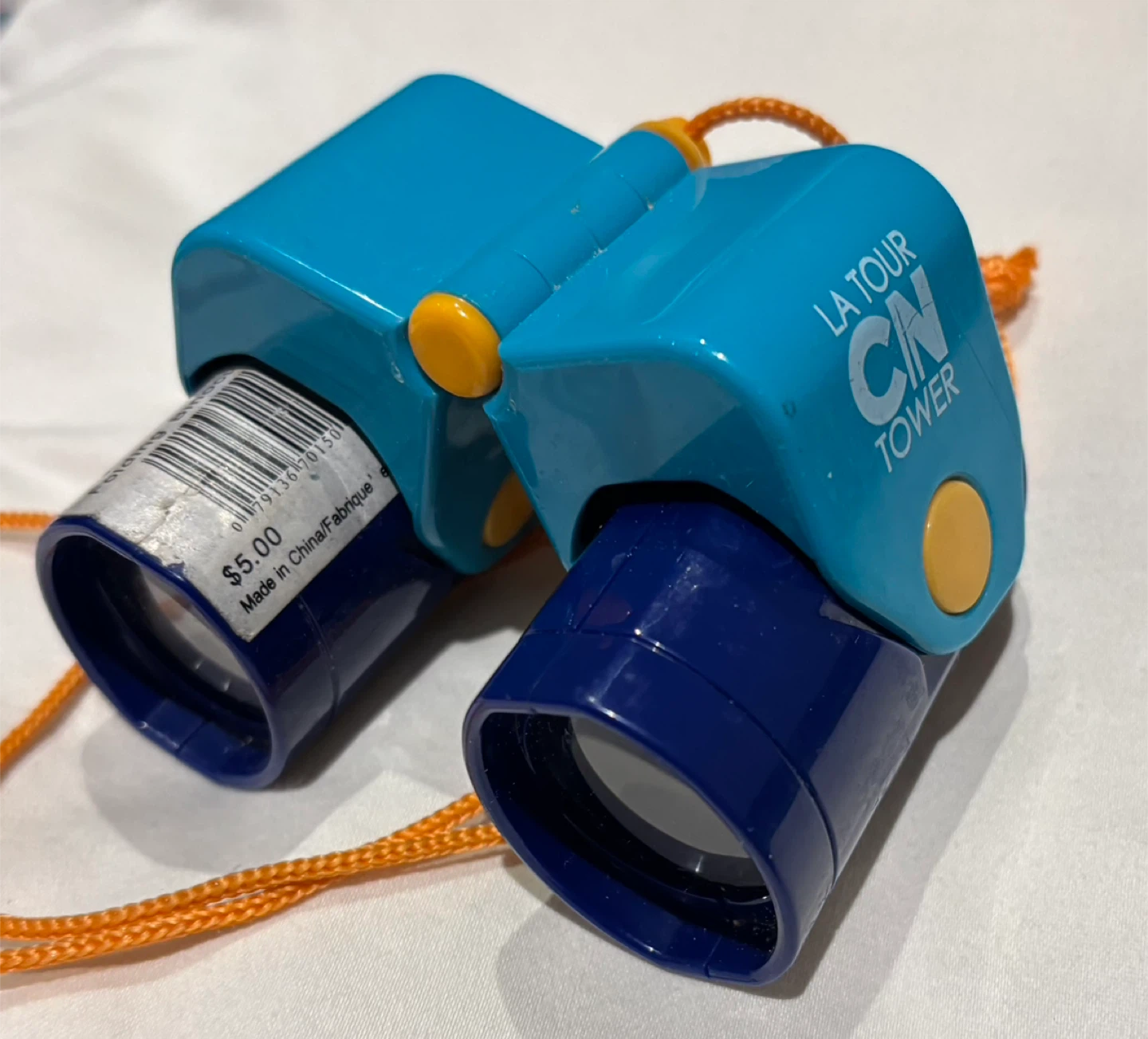 La Tour CN Tower Binoculars