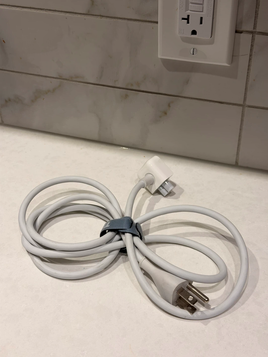 Apple MacBook Power Adapter Cable