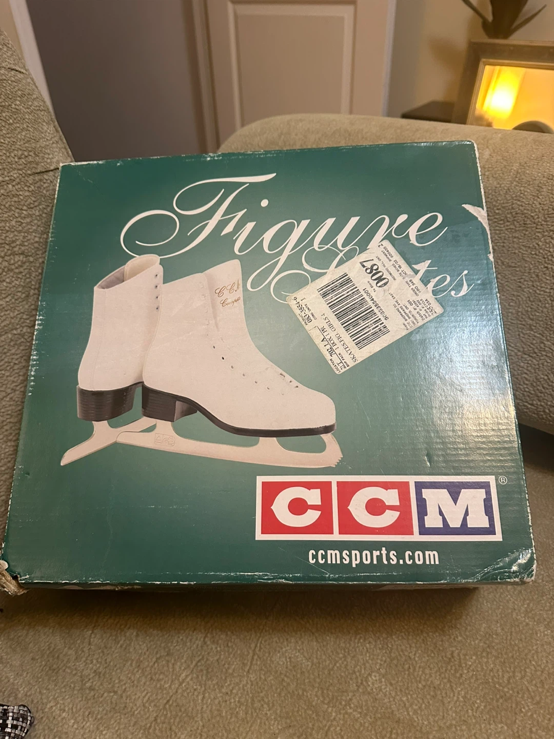 CCM White Figure Skates - photo 5