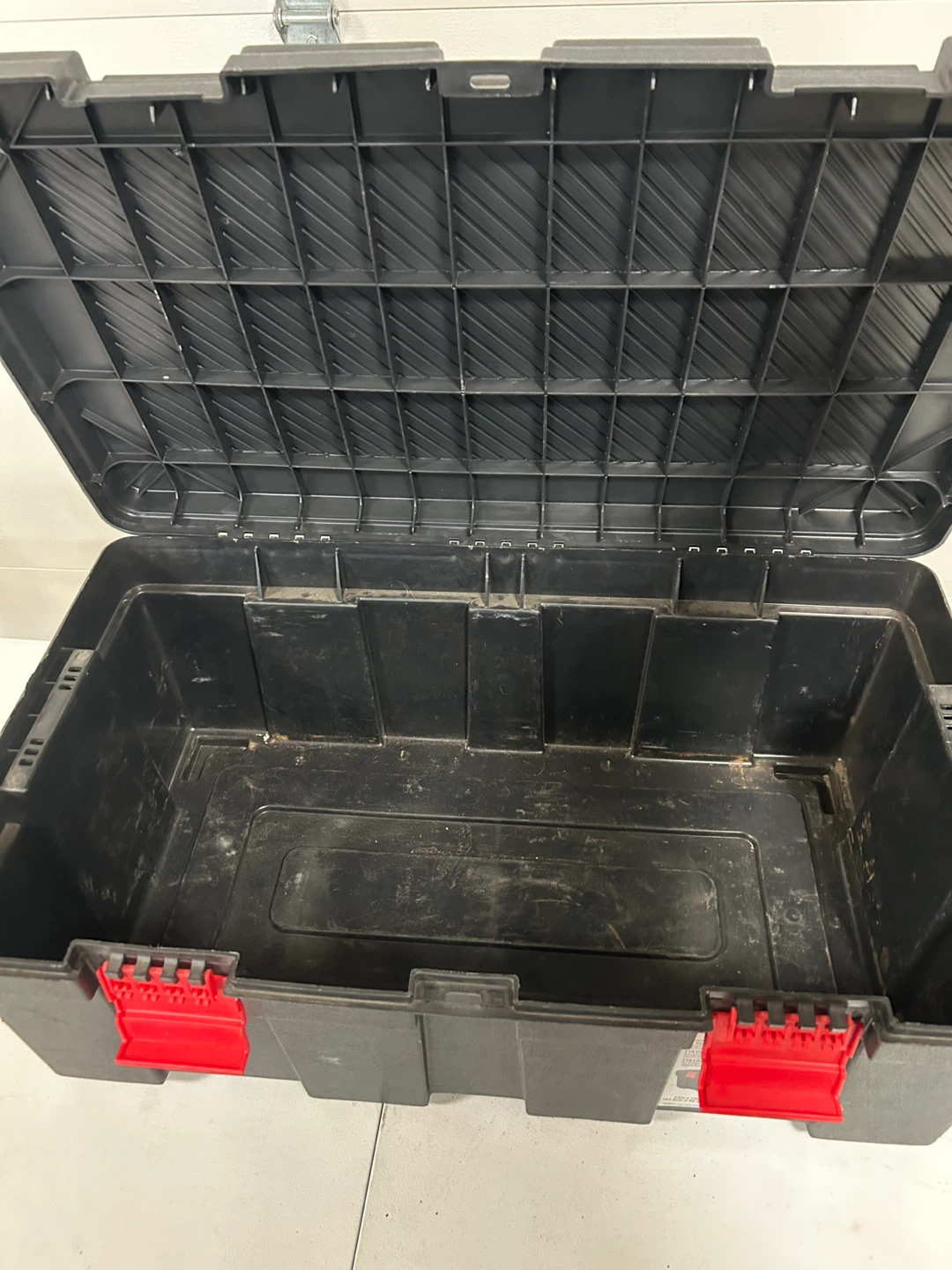 GSC 31 gallon storage container - photo 3