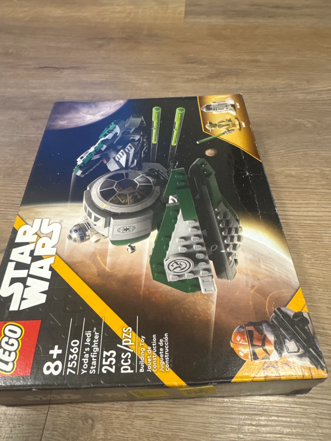 LEGO Star Wars Yoda's Jedi Starfighter Building Toy (75360) - photo 3